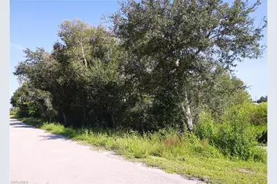 3224 Ruth Ln, Lehigh Acres, FL 33976 - Photo 1