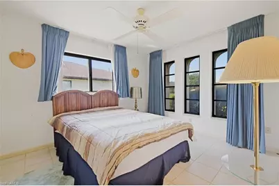 301 SE 18th Ave, Cape Coral, FL 33990 - Photo 17