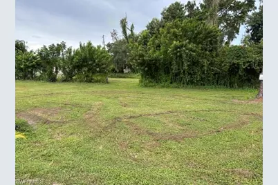 842 Whispering Pines Rd, Cape Coral, FL 33993 - Photo 3