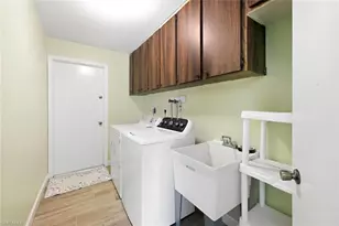 2213 SE 14th St, Cape Coral, FL 33990 - Photo 25
