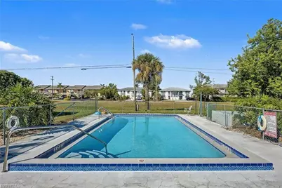 423 Cape Coral Pkwy W #202, Cape Coral, FL 33914 - Photo 21