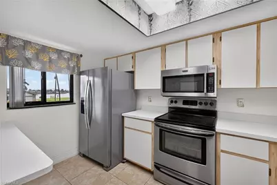 423 Cape Coral Pkwy W #202, Cape Coral, FL 33914 - Photo 3