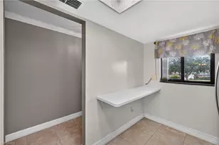 423 Cape Coral Pkwy W, Cape Coral, FL 33914 - Photo 5