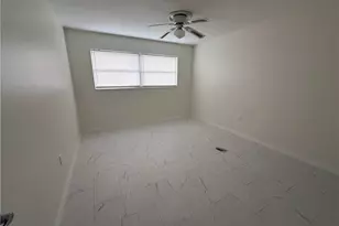 3225 E Riverside Dr, Fort Myers, FL 33916 - Photo 7