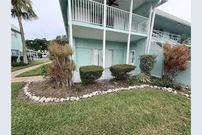 3225 E Riverside Dr #21B, Fort Myers, FL 33916 - Photo 9