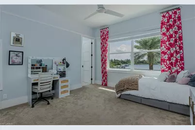 911 Aqua Ln, Fort Myers, FL 33919 - Photo 39