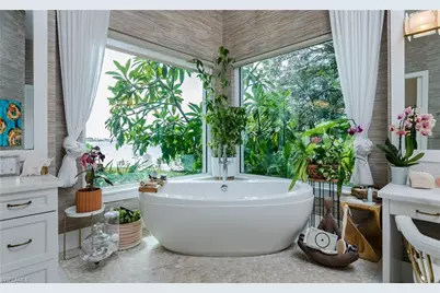 911 Aqua Ln, Fort Myers, FL 33919 - Photo 27