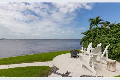 911 Aqua Ln, Fort Myers, FL 33919 - Photo 31