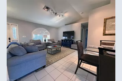 1943 SE 8th Pl, Cape Coral, FL 33990 - Photo 15