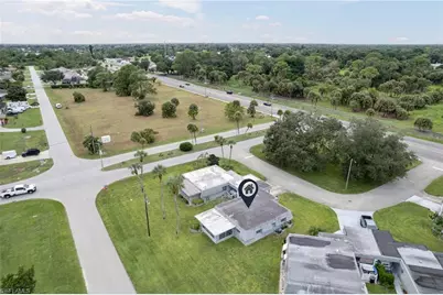 330 Suffolk Ct, Lehigh Acres, FL 33936 - Photo 21