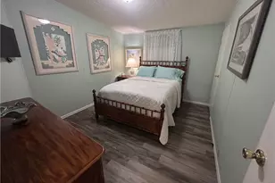 10561 Lake Loop Rd, North Fort Myers, FL 33903 - Photo 17