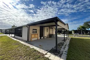 571 Sunrise Ln, North Fort Myers, FL 33903 - Photo 3