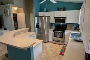 1817 NW 3rd Pl, Cape Coral, FL 33993 - Photo 5