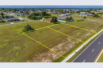 1316 Diplomat Pkwy E, Cape Coral, FL 33909 - Photo 19