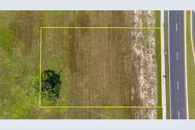 1316 Diplomat Pkwy E, Cape Coral, FL 33909 - Photo 3