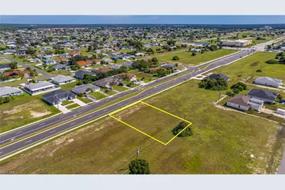 1316 Diplomat Pkwy E, Cape Coral, FL 33909 - Photo 13