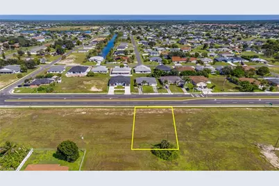 1316 Diplomat Pkwy E, Cape Coral, FL 33909 - Photo 17