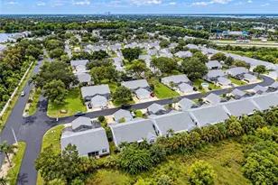 9507 Windsor Club Cir, Fort Myers, FL 33905 - Photo 31