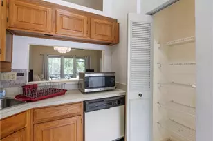 9629 Windsor Club Cir, Fort Myers, FL 33905 - Photo 7