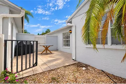 9629 Windsor Club Cir, Fort Myers, FL 33905 - Photo 3