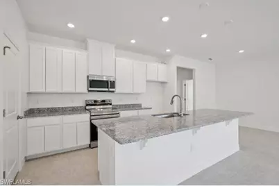 1946 NE 15th St, Cape Coral, FL 33909 - Photo 5