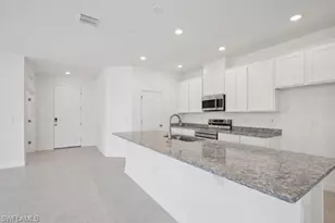 1946 NE 15th St, Cape Coral, FL 33909 - Photo 3