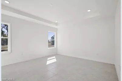 1946 NE 15th St, Cape Coral, FL 33909 - Photo 19