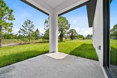 1025 Marshall Ave S, Lehigh Acres, FL 33974 - Photo 23