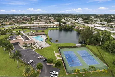 105 Calais Ct, Naples, FL 34112 - Photo 29
