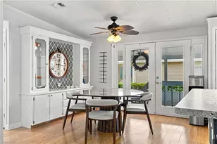 105 Calais Ct, Naples, FL 34112 - Photo 5