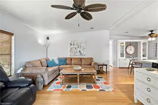 105 Calais Ct, Naples, FL 34112 - Photo 7