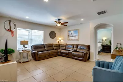 2801 SW 29th Pl, Cape Coral, FL 33914 - Photo 11