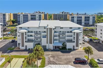 4521 Bay Beach Ln #326, Fort Myers Beach, FL 33931 - Photo 27