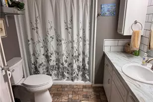 264 Shoreland Dr, Fort Myers, FL 33905 - Photo 15
