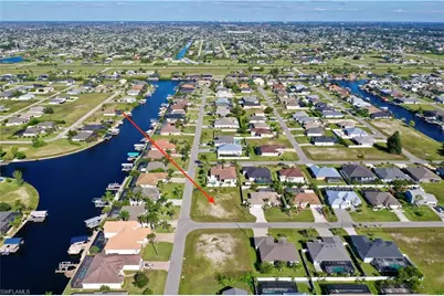 309 NW 35th Pl, Cape Coral, FL 33993 - Photo 15