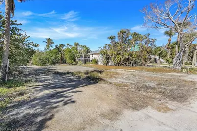 651 Donax St, Sanibel, FL 33957 - Photo 5