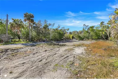 651 Donax St, Sanibel, FL 33957 - Photo 11