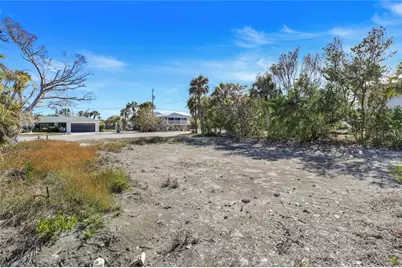 651 Donax St, Sanibel, FL 33957 - Photo 9