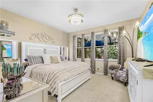 10684 Avila Cir, Fort Myers, FL 33913 - Photo 9