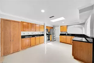 3702 SE 12th Pl, Cape Coral, FL 33904 - Photo 9
