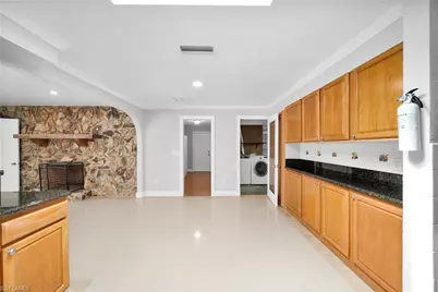 3702 SE 12th Pl, Cape Coral, FL 33904 - Photo 11