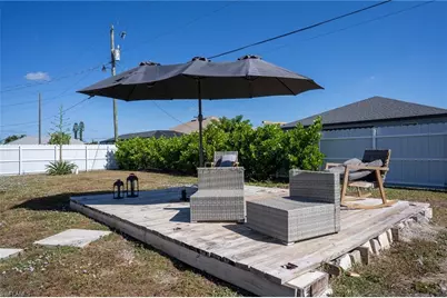 1909 NE 1st Pl, Cape Coral, FL 33909 - Photo 27