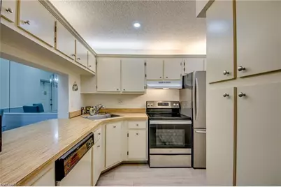 4701 Lakeside Club Blvd #18, Fort Myers, FL 33905 - Photo 3