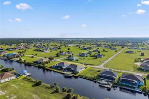 3802 NW 42nd Pl, Cape Coral, FL 33993 - Photo 5