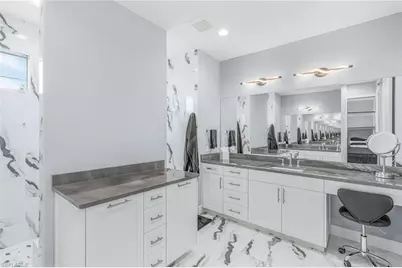 3802 NW 42nd Pl, Cape Coral, FL 33993 - Photo 23