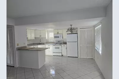 1609 SW 51st St #102, Cape Coral, FL 33914 - Photo 3