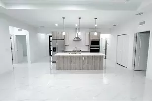 714 Carbon St E, Lehigh Acres, FL 33974 - Photo 19