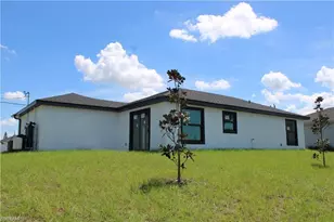 1348 NW 13th Pl, Cape Coral, FL 33993 - Photo 3