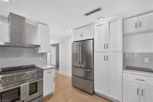 1339 Par View Dr, Sanibel, FL 33957 - Photo 11