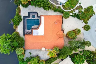 1339 Par View Dr, Sanibel, FL 33957 - Photo 45